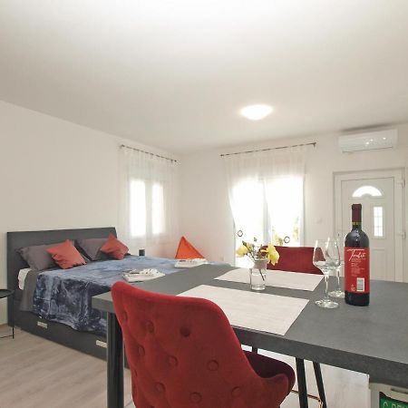 Apartment Florinda 2091 Pula Exterior foto
