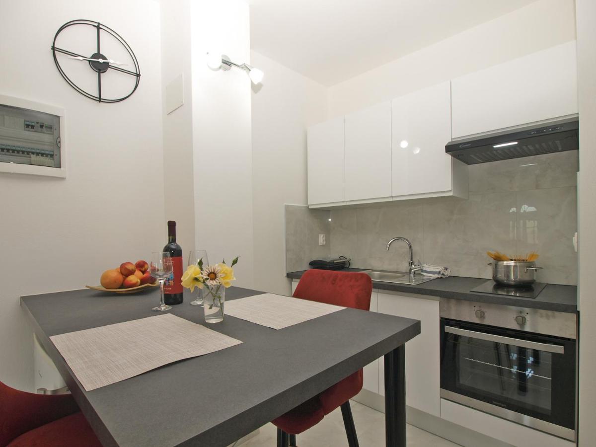 Apartment Florinda 2091 Pula Exterior foto
